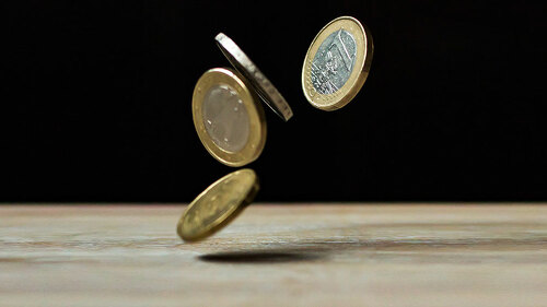 Euro-Muenzen-fallen-1660456-PB-Jakob_F