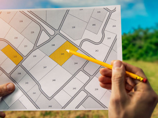 sale of building plot of land for house construction. cadastral