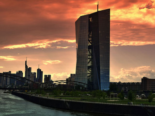 EZB-4148918-PB-nikon89