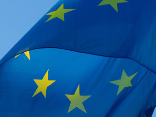 Europa-Flagge-2608475-PB-NoName_13