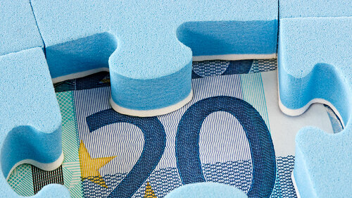 Geldschein-Puzzle-43317786-AS-graja