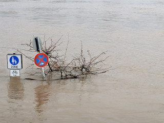 Hochwasser-673587256-DP-Lensw0rld