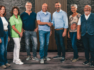 MitarbeiterInnen-Henkies-2024-Kraus-Krist-Fuchs-blau direkt