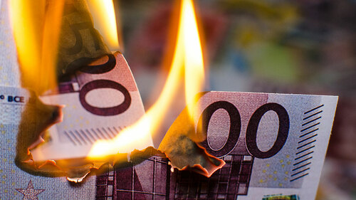 Burning five hundred euro