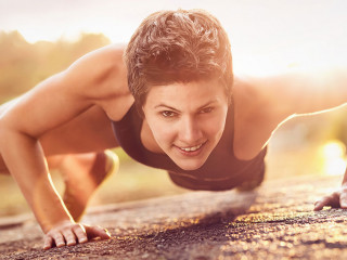 Liegestütze Bei Sonnenaufgang