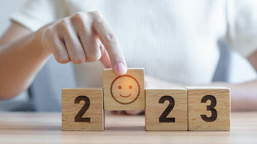 Smile face with 2023 block. Satisfaction, feedback, Review, men