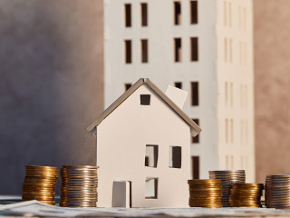 Haus-Bargeld-282645534-DP-AntonMatyukha