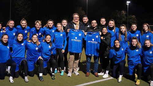 Die Bayerische wird Hauptsponsor des FFC Wacker München