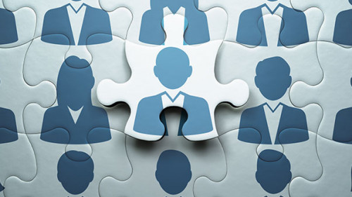 Anzugtraeger-Puzzle-266467327-AS-tadamichi