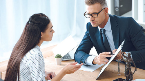 Kientin-Anwalt-220268294-DP-AndrewLozovyi