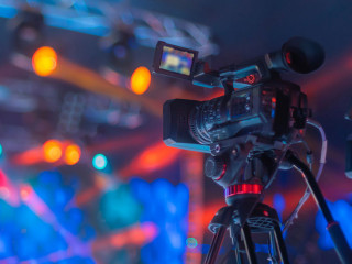 stream at a concert in a hall without spectators