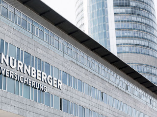 Fassade-Unternehmenszentrale-2022-Nuernberger