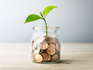 Glas-Muenzen-Spross-579162165-AS-Philip-Steury