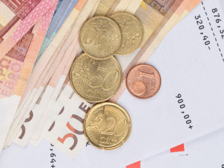 Kontoauszug-Bargeld-87557396-DP-Alexandre17