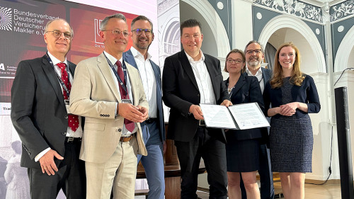 Gruppenbild-2024-Hamburger-Erklaerung