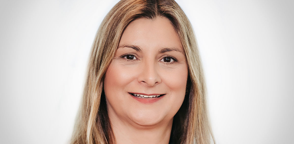 Stefanie-Schlick-2024-Sparkassen-Versicherung-Sachsen-Toni-Kretschmer