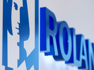 Roland-Wappen-Schriftzug-2024-Roland