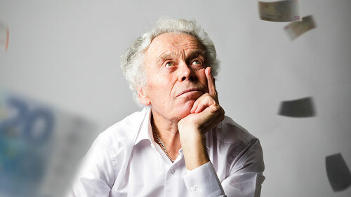 Old man in white and Euro.
