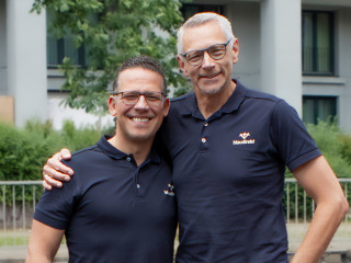 Laag-Drueckhammer-2024-blau-direkt