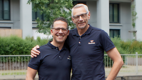 Laag-Drueckhammer-2024-blau-direkt