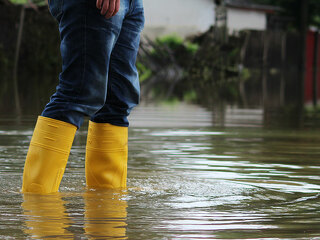 Stiefel im Hochwasser