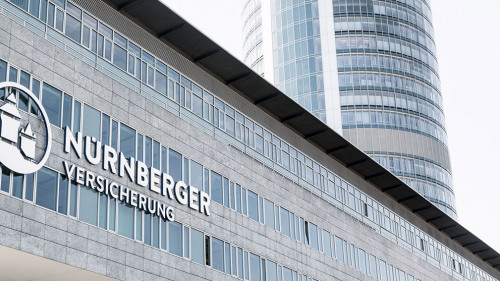 Fassade-Unternehmenszentrale-2022-Nuernberger