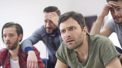 Sportfans-enttaeuscht-82484408-DP-gpointstudio