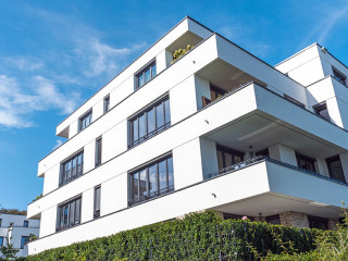 Modernes-Wohnhaus-184479052-DP-elxeneize