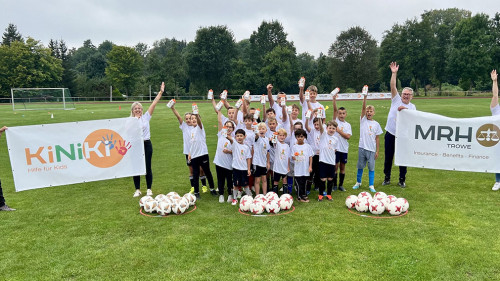 KiNiKi-Fußball-Camp-2024-MRH-Trowe