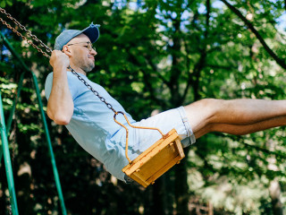 Mann-Schaukel-239929476-DP-hplovecraft-mail-ru