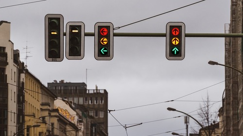 Nach dem 'Ampel-Aus' herrscht Unsicherheit über die Fortsetzung der Reformvorhaben.
