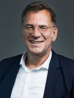 Seit dem 1. November 2024 ist Dietmar Diegel Chief Commercial Officer (CCO) der DELA Lebensversicherungen.