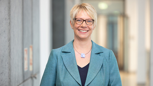 Julia Wiens, Exekutivdirektorin Versicherungs- und Pensionsfondsaufsicht