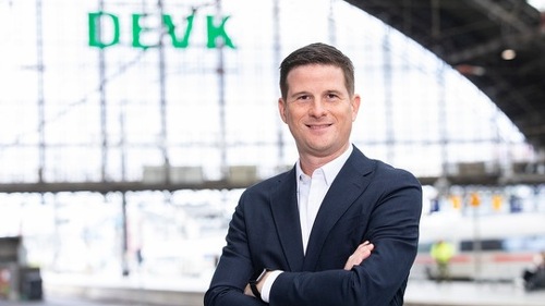Dr. Michael Zons ist im Vorstand der DEVK zuständig für die Lebensversicherung.