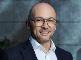 Kayum Guerrero übernimmt Vertriebsressort bei Axa Deutschland.