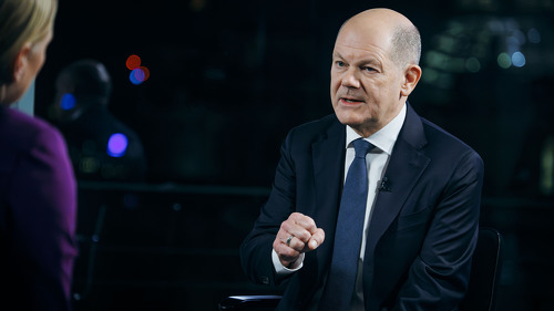In seiner Rede auf dem Parteitag der SPD warnte Scholz vor einer Regierungsübernahme durch CDU und CSU.