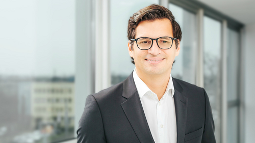 Florian Sperl (50) hat bei der INTER-Versicherungsgruppe die Leitung des Bereichs Business Development übernommen.