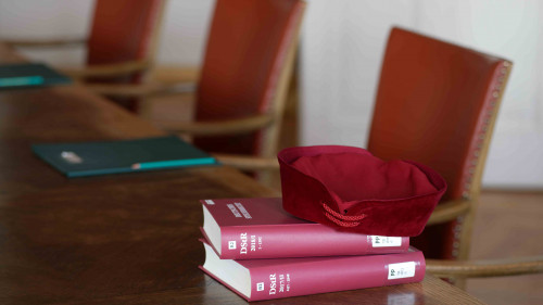 Die Klägerin argumentierte, die Erstattung der Steuerlast sei lediglich der Ersatz eines „Steuerschadens“ und daher nicht steuerpflichtig.