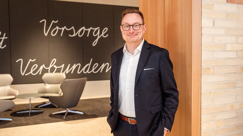Zum Januar 2025 hat Tim Groothedde (46) die Position des Vertriebsdirektors Makler Leben bei der Württembergischen Vertriebspartner GmbH (WVVP) übernommen.