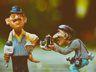 Eine Mehrheit der Deutschen sieht Fake-News-Kampagnen in sozialen Medien als ernste Bedrohung für die Bundestagswahl.