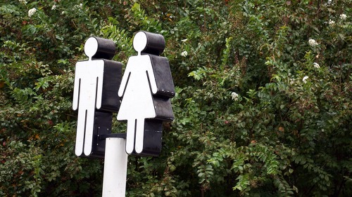 Der Rückgang des Gender Pay Gaps zeigt Fortschritte in der Lohngleichheit, doch die verbleibende Lücke ist weiterhin erheblich.