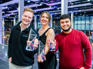 Siegten bei Jungmakler Award 2024 (v.l.n.r.): Philipp Berner, Kim Vivian Sombrutzki und Said Shurafa.