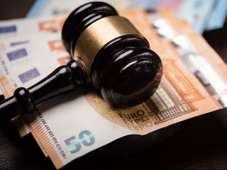 Das Urteil des BFH stärkt die steuerliche Planbarkeit von Unternehmensnachfolgeregelungen.