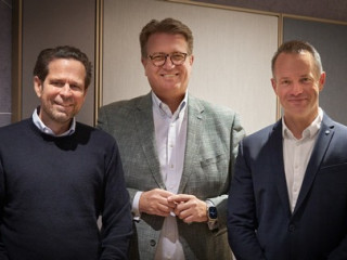 v.l.n.r.: Patrick Vehoff, ab April 2025 neuer Vorstand der Bayerische ProKunde AG, Martin Gräfer, Vorstandsmitglied der Bayerischen und Aufsichtsratsvorsitzender der Bayerische ProKunde AG und Maximilian Buddecke, Vorstand der Bayerische ProKunde AG.