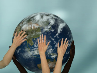 Zurich und Deutsche Bank kooperieren bei Klimarisiko-Beratung.