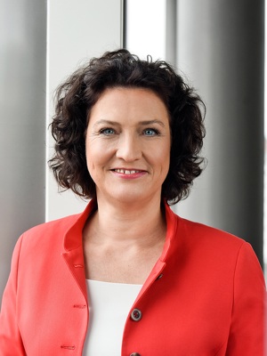Dr. Carola Reimann, Vorständin im AOK-Bundesverband