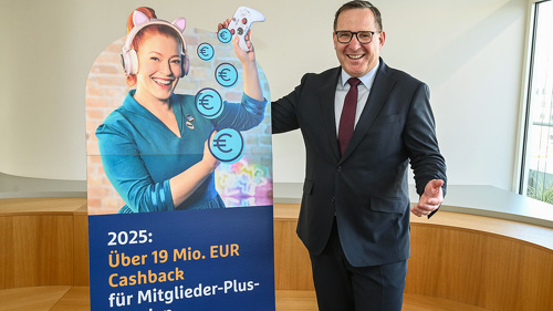 R+V Versicherung zahlt 19 Millionen Euro Cashback an Mitglieder-Plus-Kunden aus