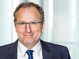 Dr. Matthias Maslaton, Vorstandsmitglied der ARAG SE für Vertrieb, Produkt und Innovation.
