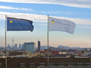 Wer noch freiwillige Beiträge in die gesetzliche Rentenversicherung für das Jahr 2024 leisten möchte, hat dafür bis zum 31. März 2025 Zeit. Darauf weist die Deutsche Rentenversicherung Bund hin.