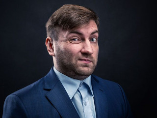 Heute weiß Max: Mit einer frühzeitigen Steuerberatung hätte er Tausende Euro einsparen können.